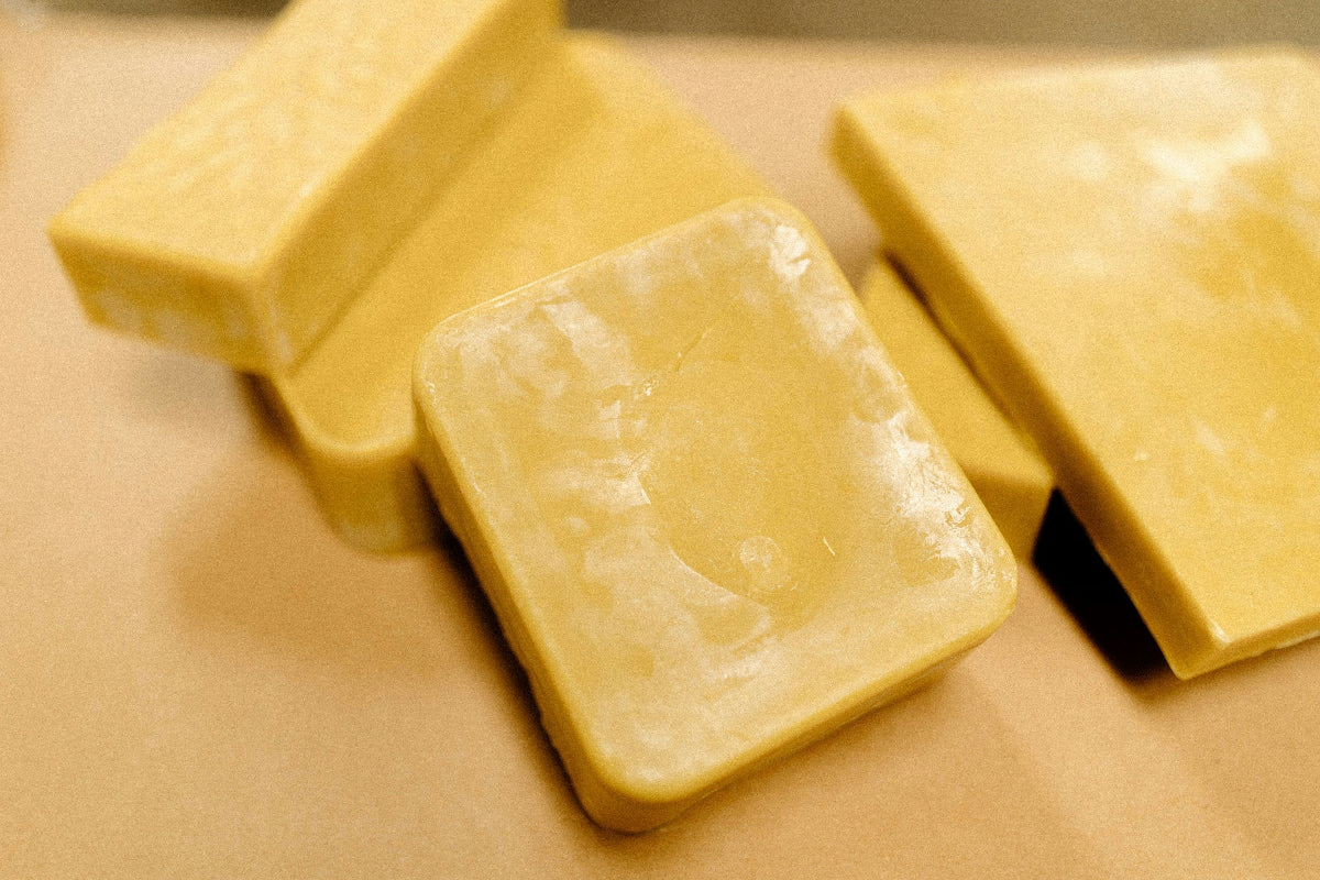 Clean, Soy-Free Custom Candles - Made Simple, Healthy and Right