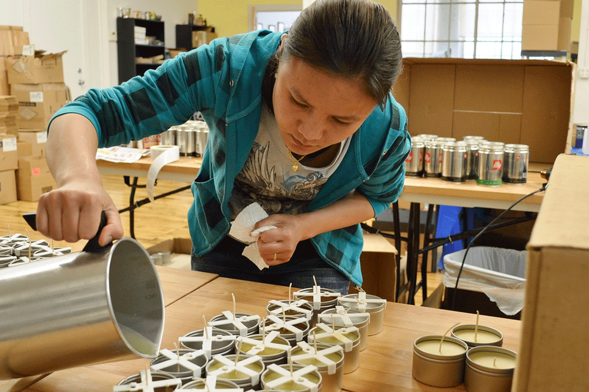 Be Inspired Travel Tin - Prosperity Candle handmade by women artisans fair trade soy blend candles